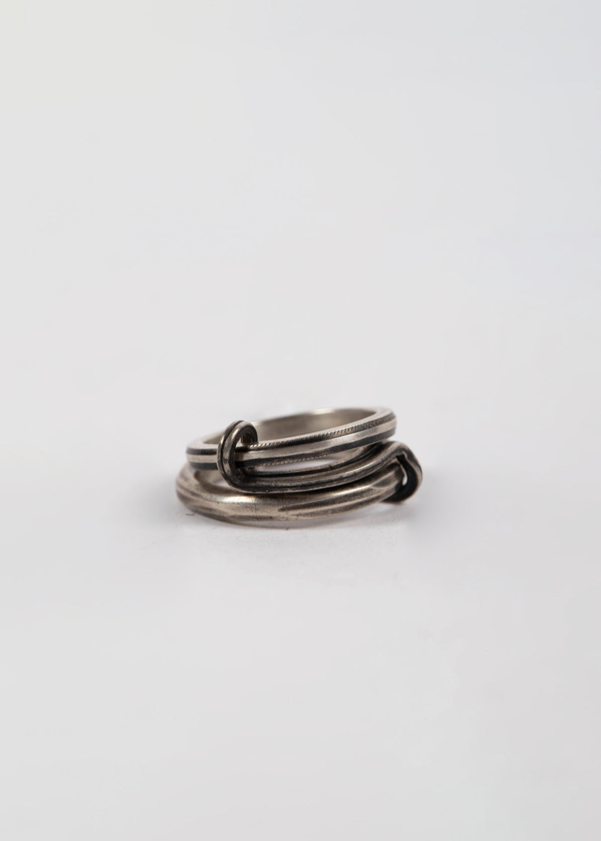 Long Link Connected Ring
