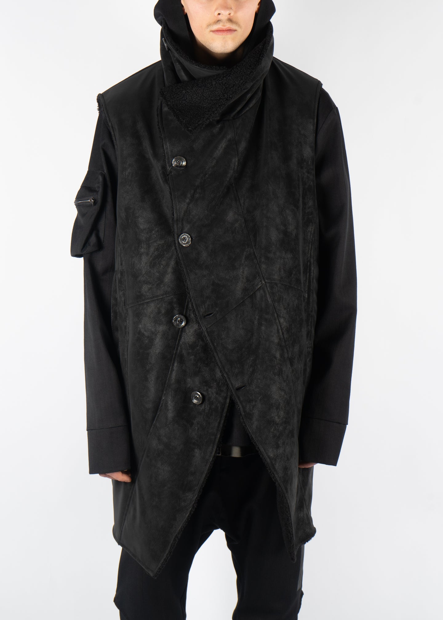 PLM078 Coat Black