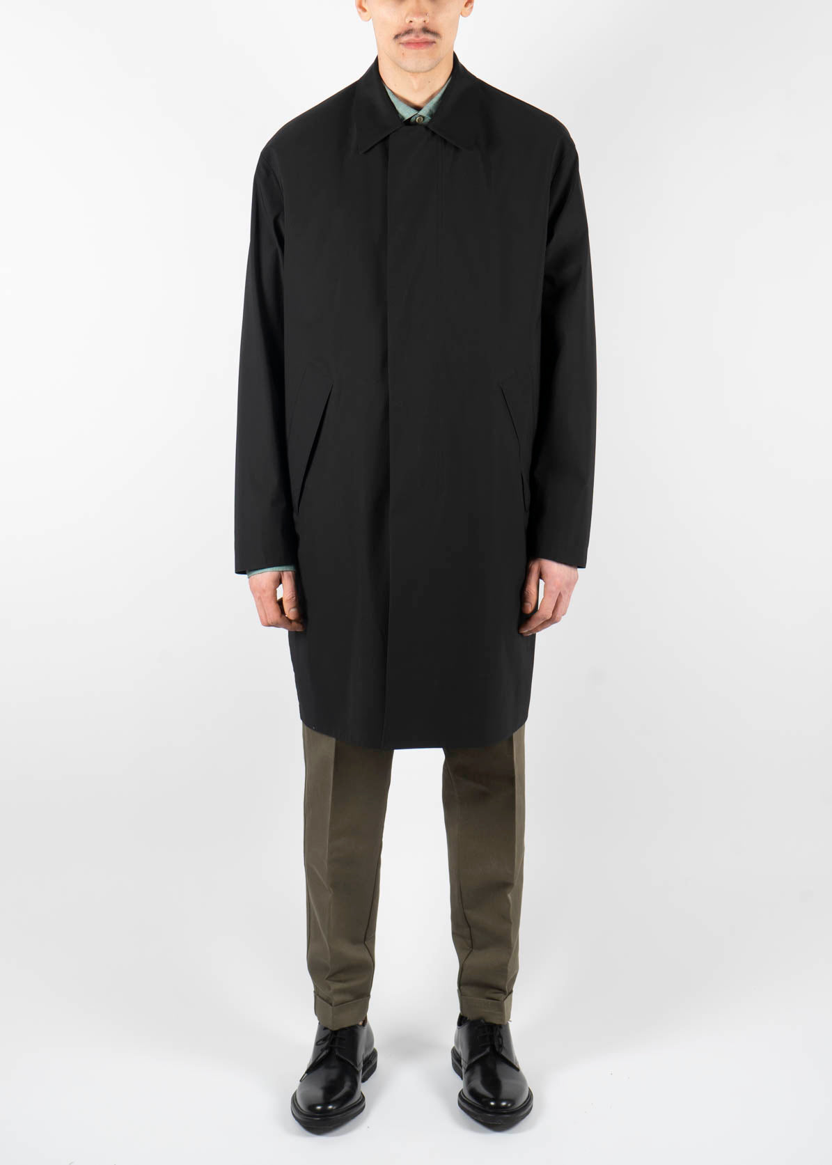 Harris Wharf London Light Technical Raincoat Black – Autograph